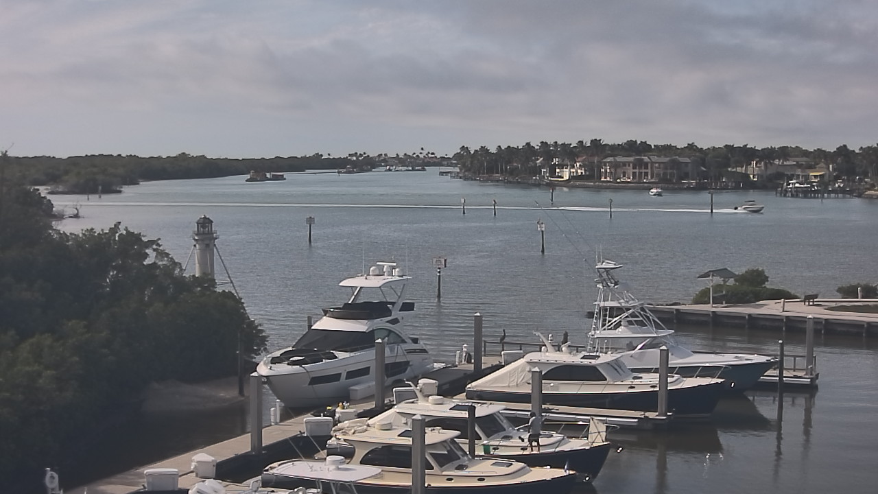 Thumbnail for current weather camera view from Hamilton Harbor Yacht Club in Naples, Florida