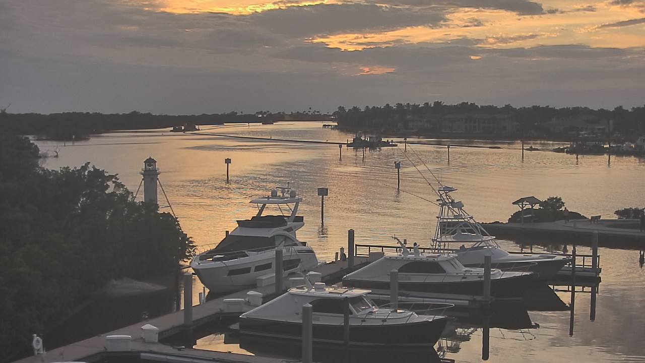 Thumbnail for current weather camera view from Hamilton Harbor Yacht Club in Naples, Florida