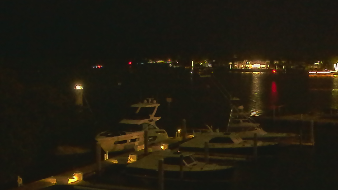 Thumbnail for current weather camera view from Hamilton Harbor Yacht Club in Naples, Florida