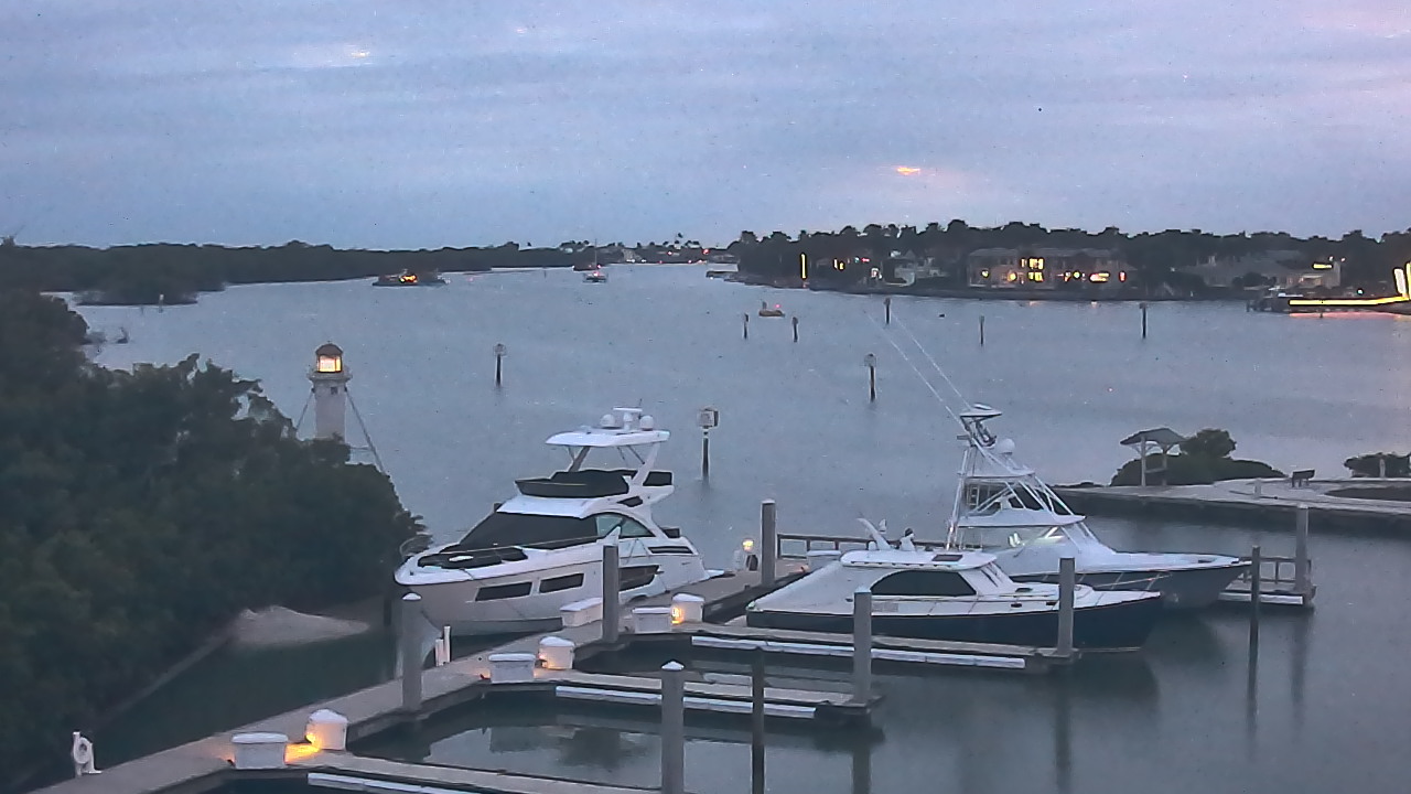 Thumbnail for current weather camera view from Hamilton Harbor Yacht Club in Naples, Florida