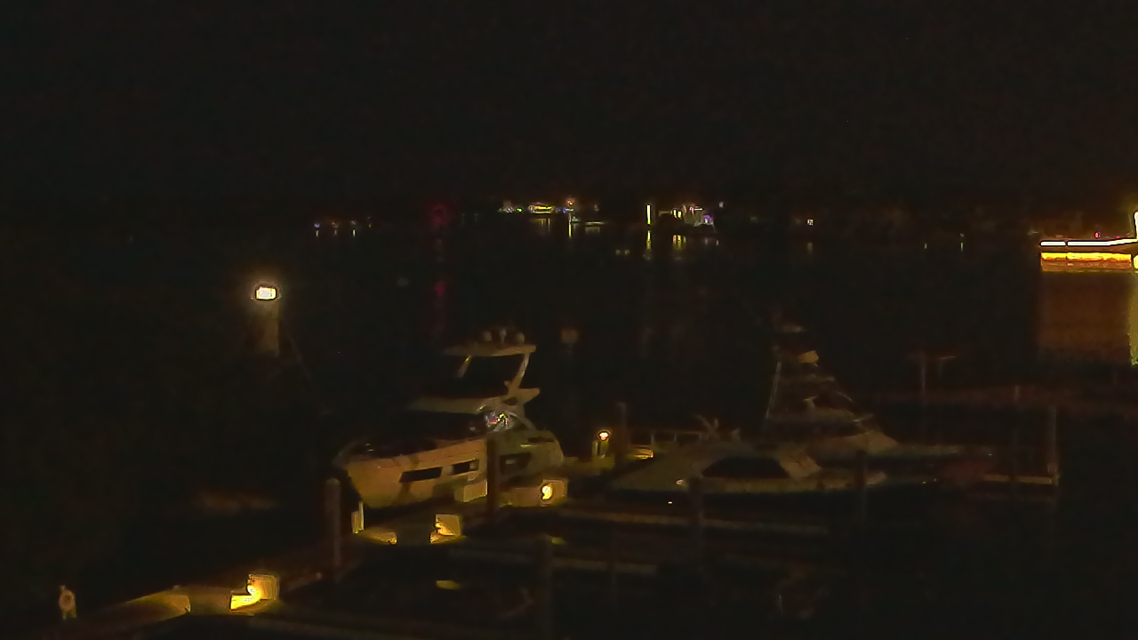 Thumbnail for current weather camera view from Hamilton Harbor Yacht Club in Naples, Florida