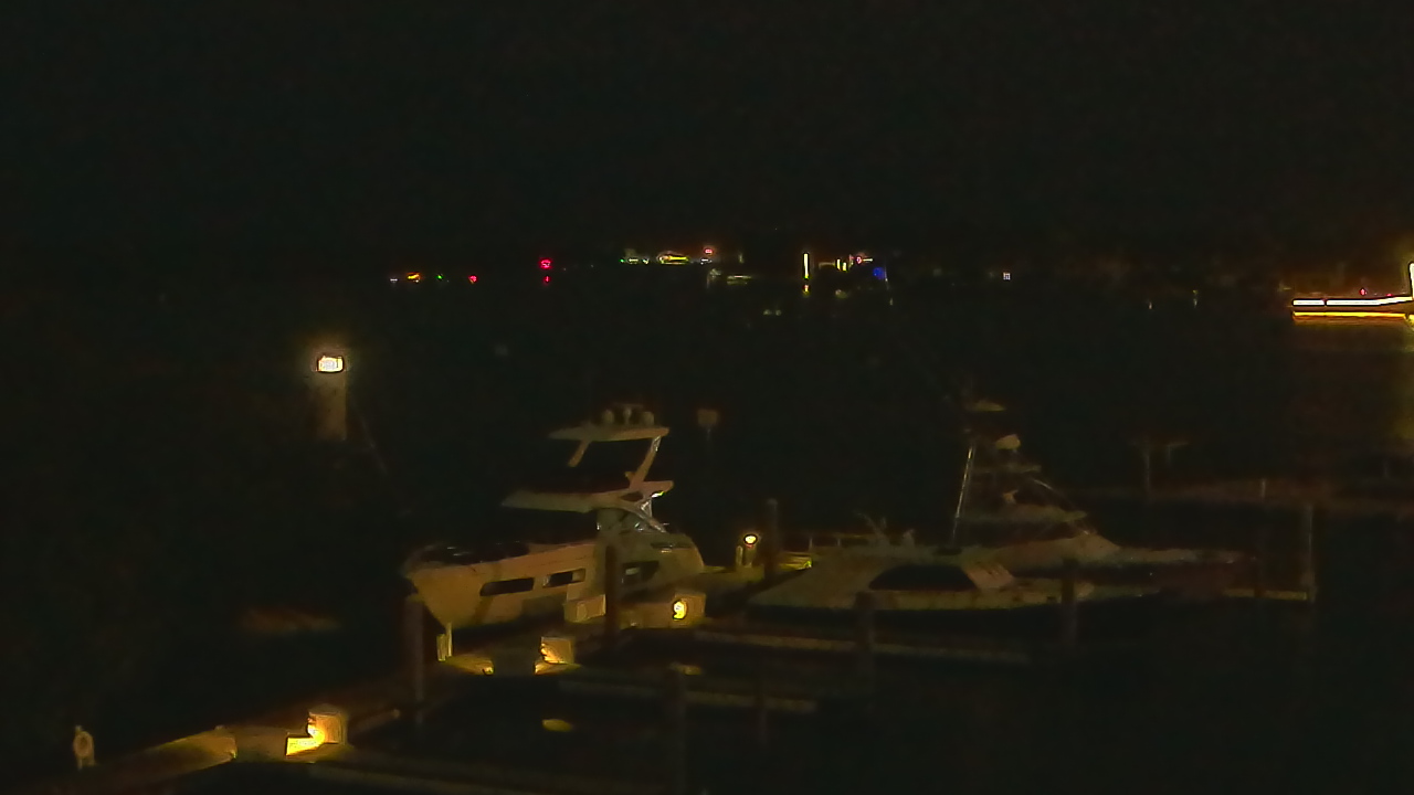 Thumbnail for current weather camera view from Hamilton Harbor Yacht Club in Naples, Florida