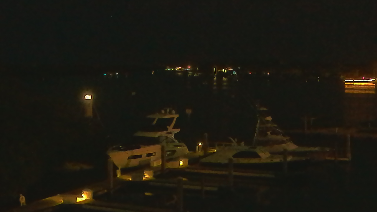 Thumbnail for current weather camera view from Hamilton Harbor Yacht Club in Naples, Florida