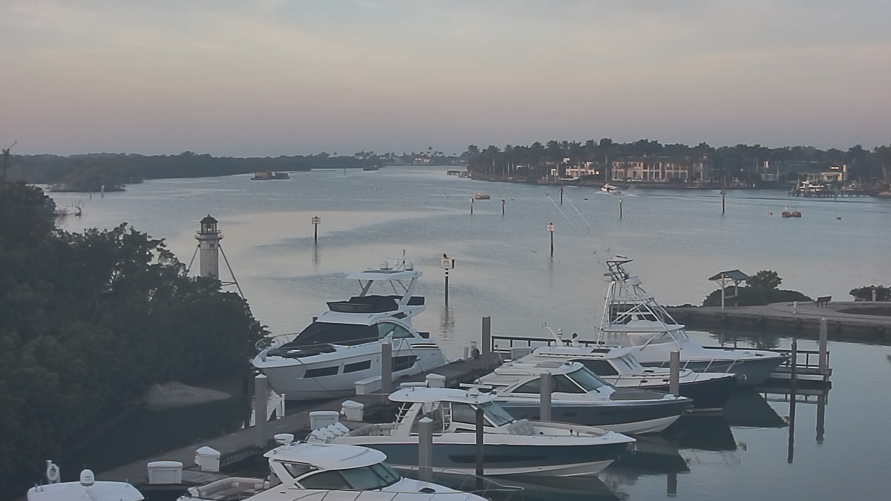 Thumbnail for current weather camera view from Hamilton Harbor Yacht Club in Naples, Florida