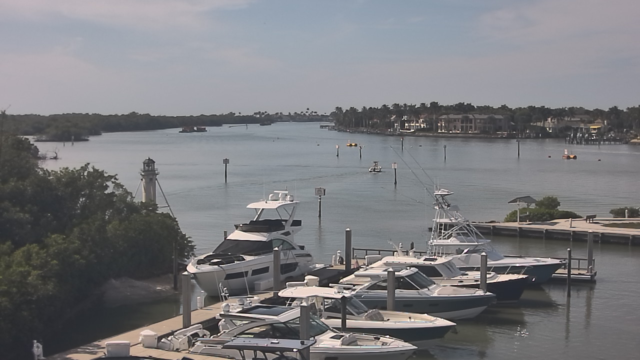 Thumbnail for current weather camera view from Hamilton Harbor Yacht Club in Naples, Florida