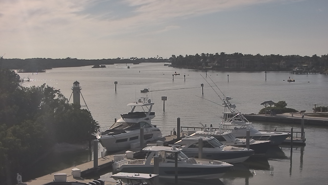 Thumbnail for current weather camera view from Hamilton Harbor Yacht Club in Naples, Florida