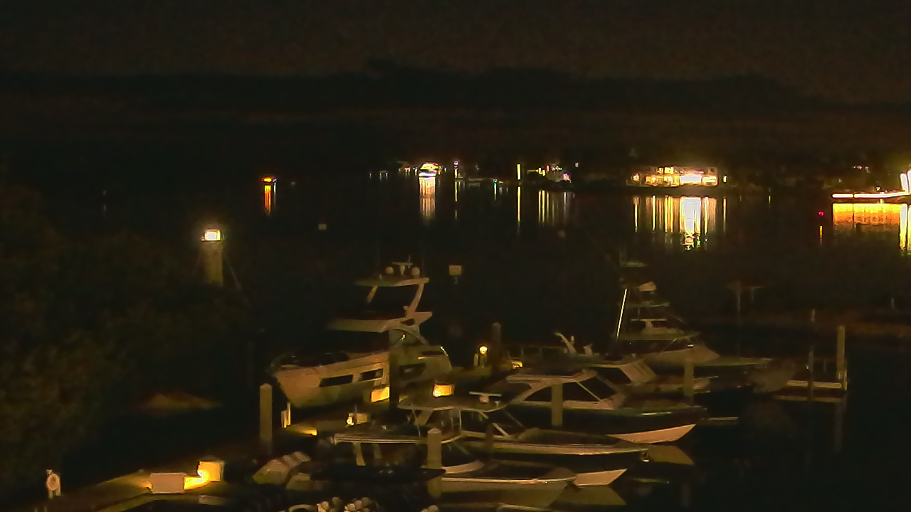 Thumbnail for current weather camera view from Hamilton Harbor Yacht Club in Naples, Florida