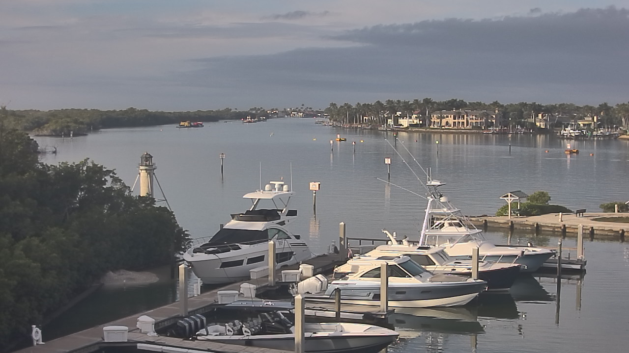 Thumbnail for current weather camera view from Hamilton Harbor Yacht Club in Naples, Florida