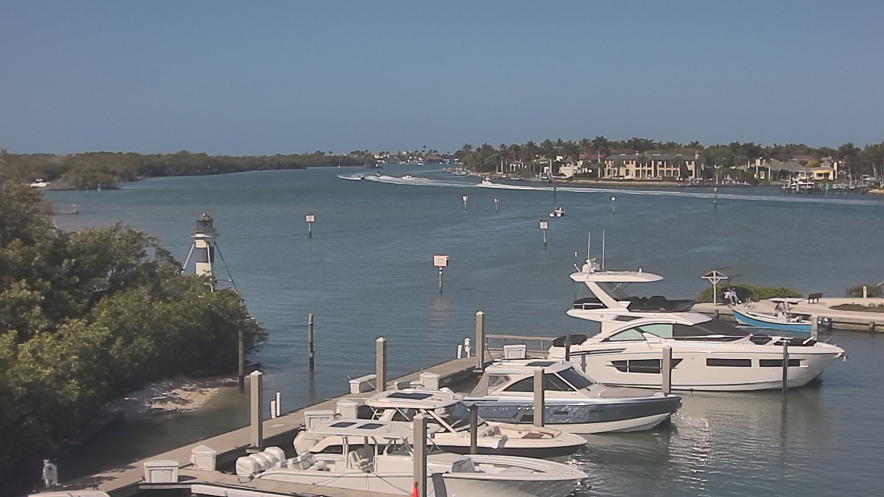 Thumbnail for current weather camera view from Hamilton Harbor Yacht Club in Naples, Florida
