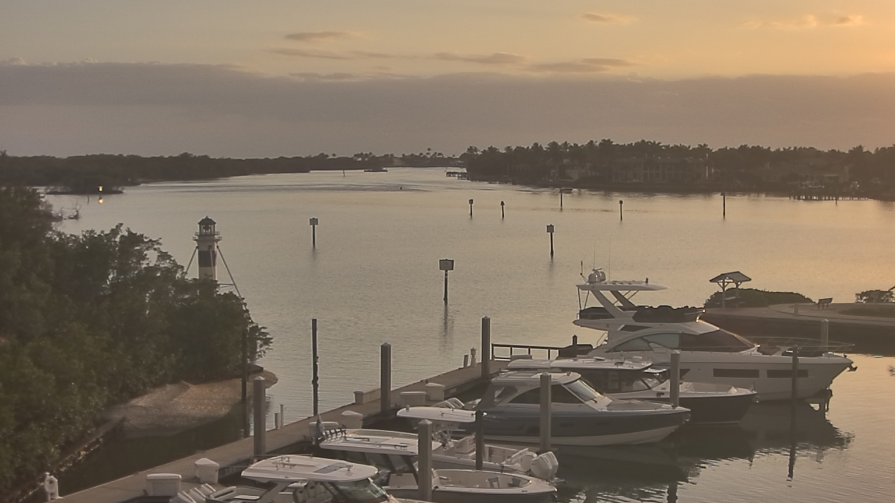 Thumbnail for current weather camera view from Hamilton Harbor Yacht Club in Naples, Florida