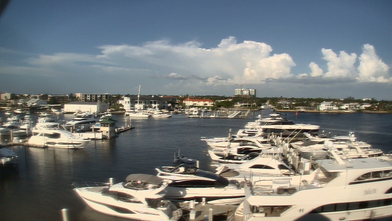 Thumbnail for current weather camera view from Bayview Dental Arts Dr.Scherder in Naples, Florida