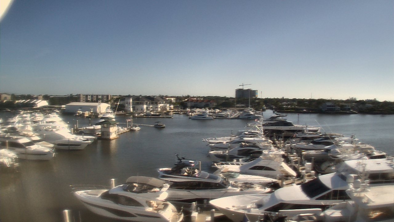 Thumbnail for current weather camera view from Bayview Dental Arts Dr.Scherder in Naples, Florida