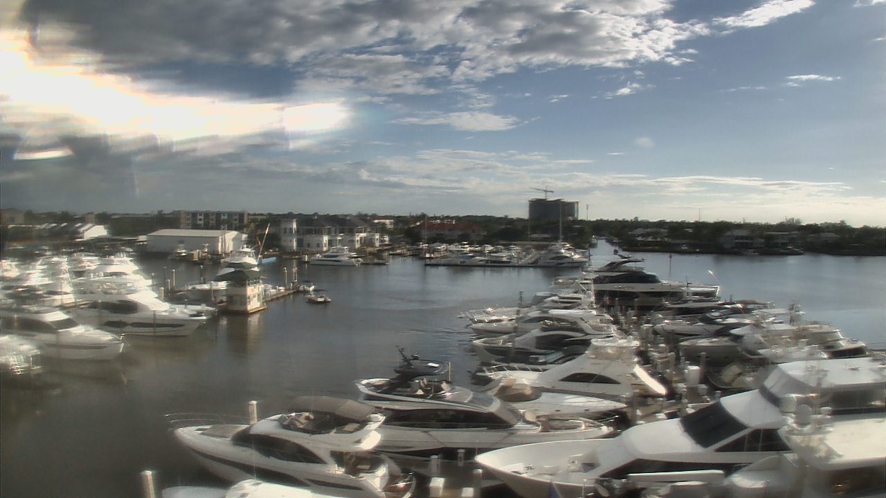 Thumbnail for current weather camera view from Bayview Dental Arts Dr.Scherder in Naples, Florida