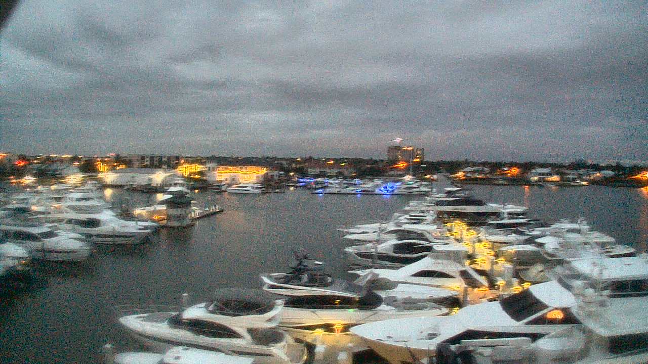 Thumbnail for current weather camera view from Bayview Dental Arts Dr.Scherder in Naples, Florida