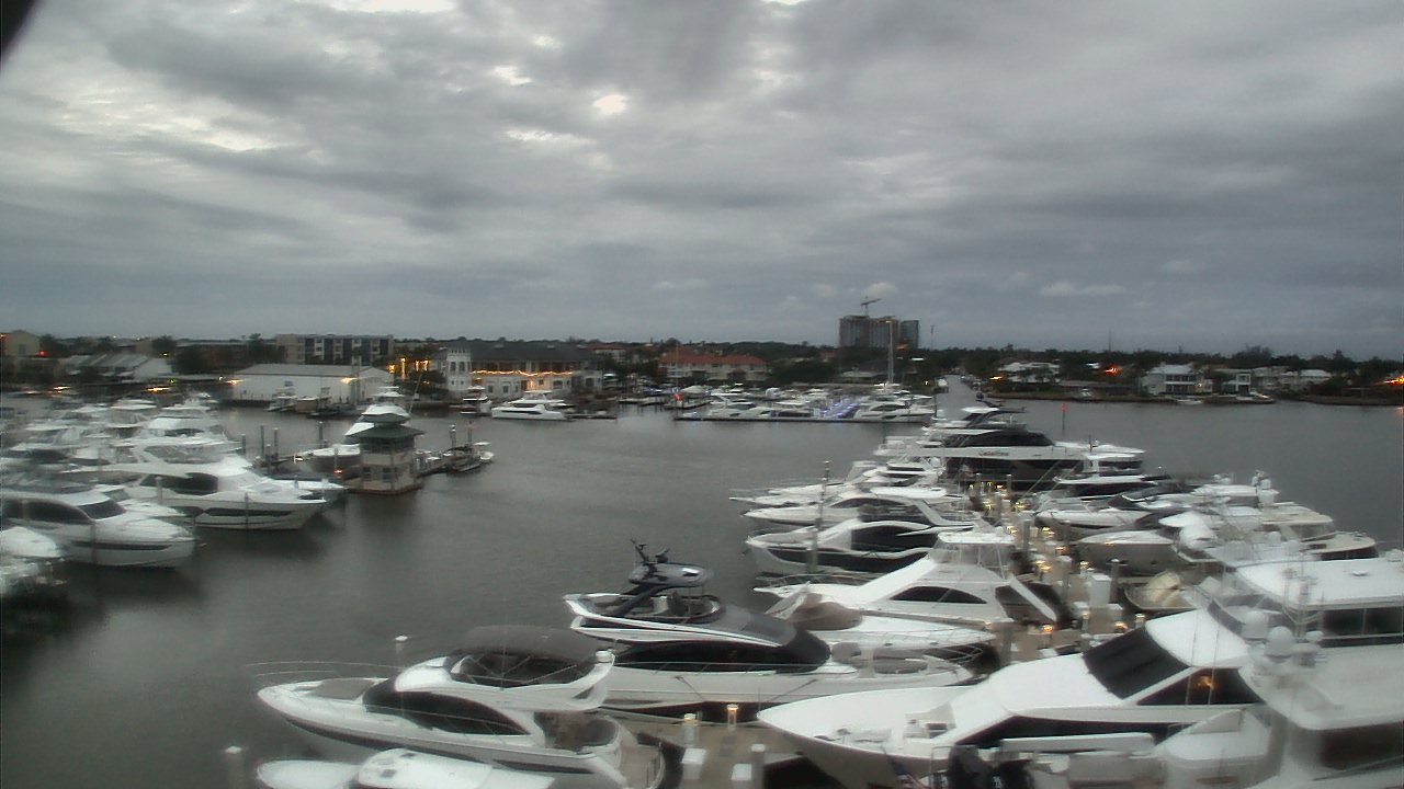 Thumbnail for current weather camera view from Bayview Dental Arts Dr.Scherder in Naples, Florida