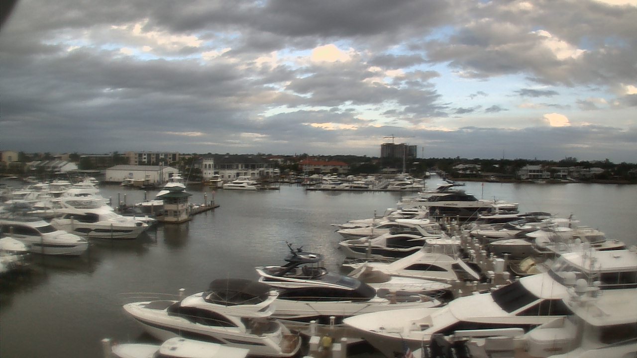 Thumbnail for current weather camera view from Bayview Dental Arts Dr.Scherder in Naples, Florida