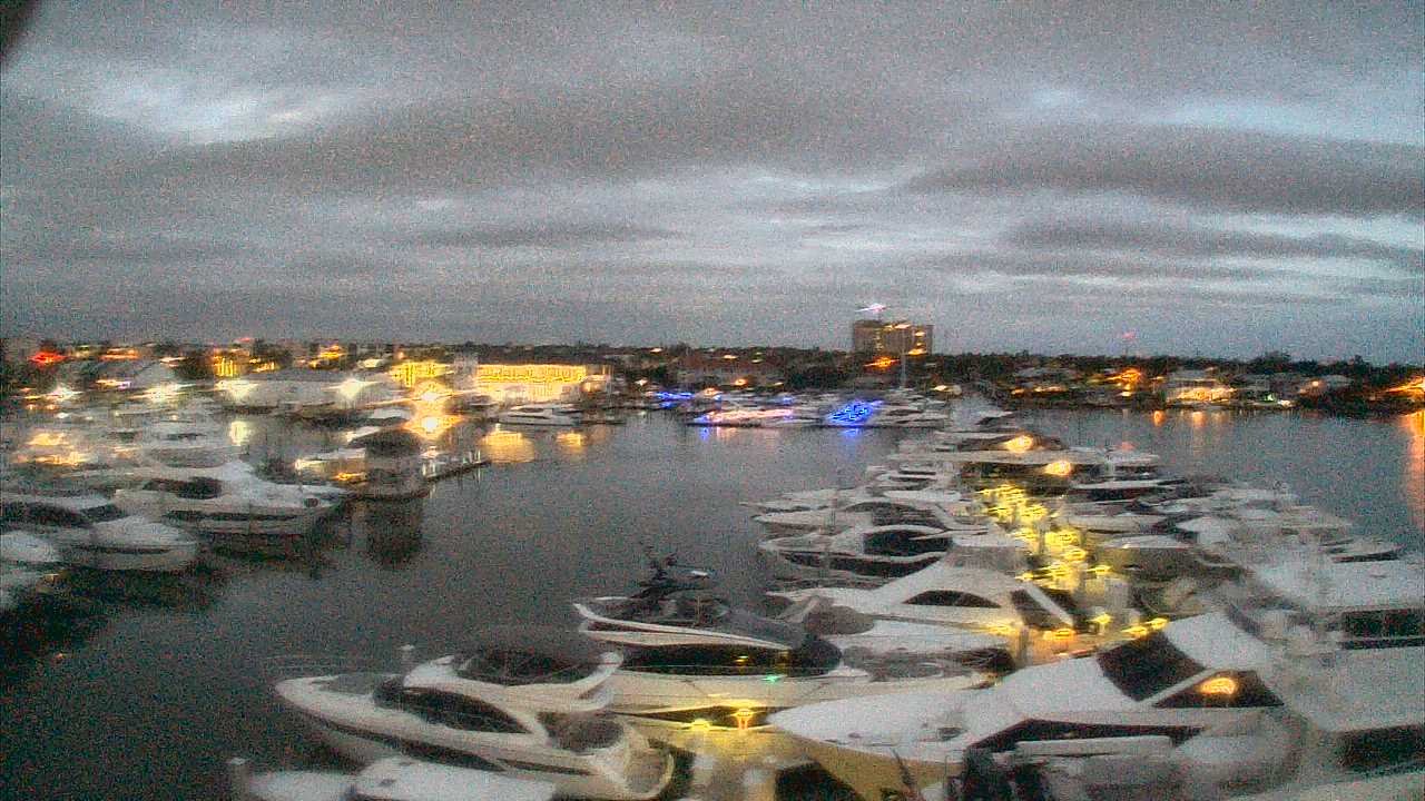 Thumbnail for current weather camera view from Bayview Dental Arts Dr.Scherder in Naples, Florida