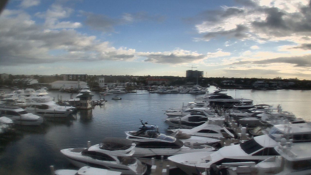 Thumbnail for current weather camera view from Bayview Dental Arts Dr.Scherder in Naples, Florida