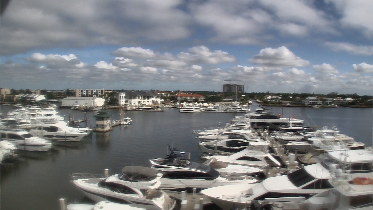 Thumbnail for current weather camera view from Bayview Dental Arts Dr.Scherder in Naples, Florida