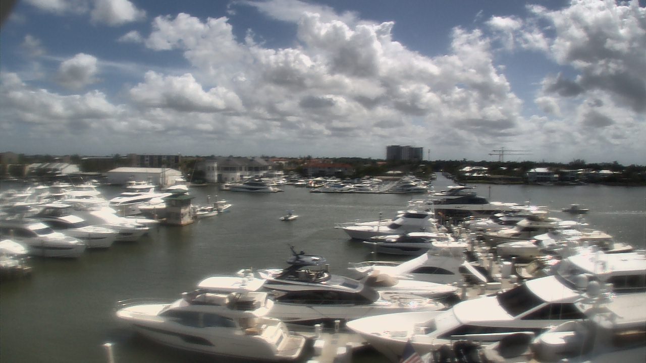 Thumbnail for current weather camera view from Bayview Dental Arts Dr.Scherder in Naples, Florida