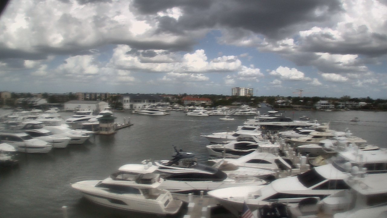 Thumbnail for current weather camera view from Bayview Dental Arts Dr.Scherder in Naples, Florida
