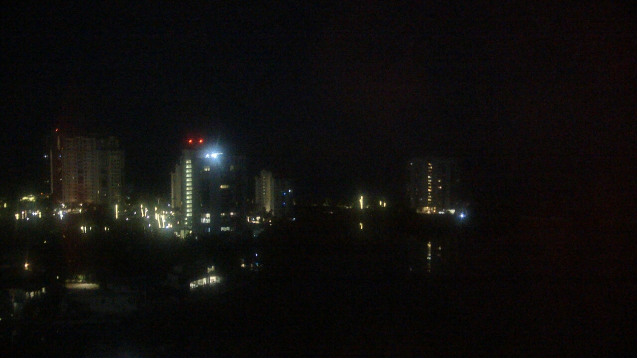 Thumbnail for current weather camera view from Naples Grande Beach Resort in Naples, Florida