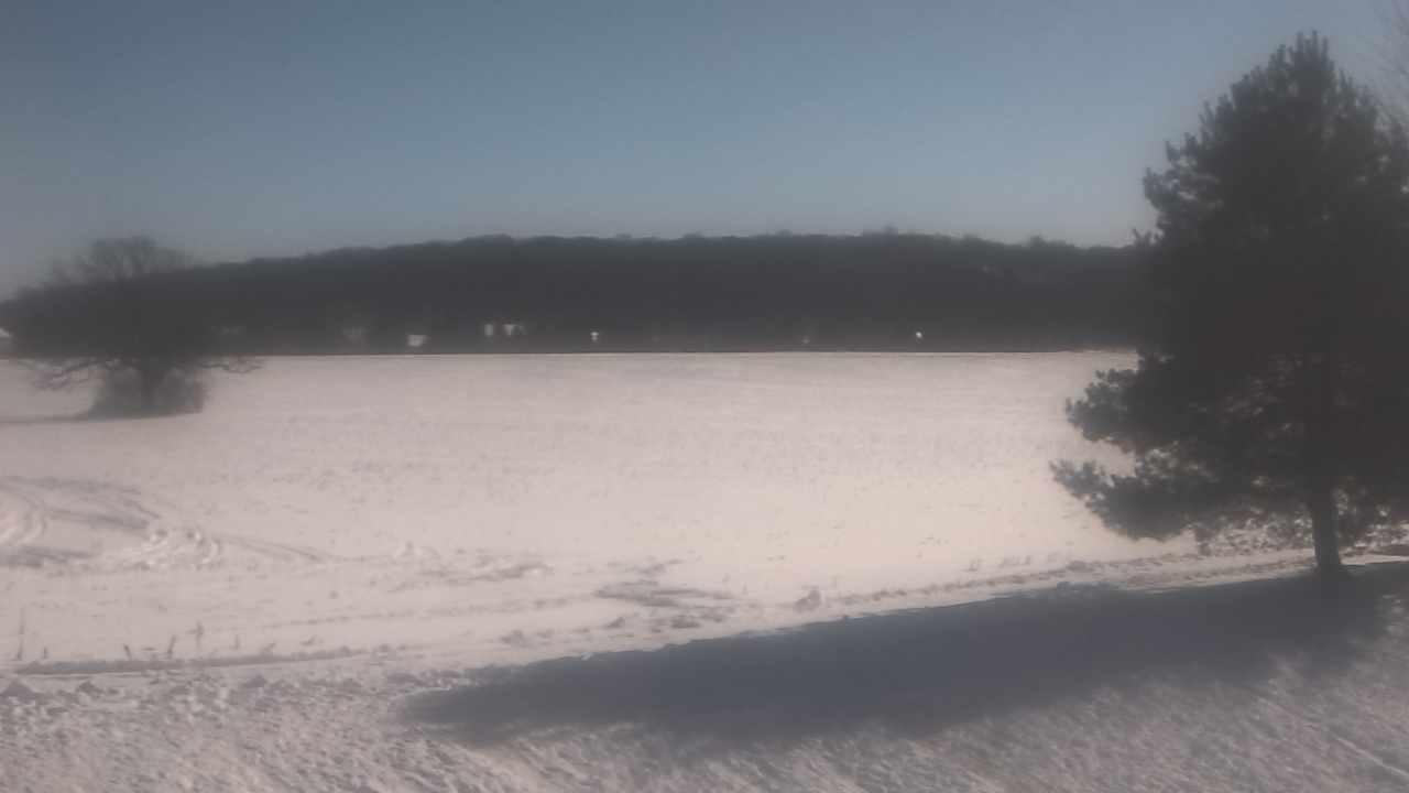 Thumbnail for current weather camera view from North Lake School District in Town of Merton, Wisconsin
