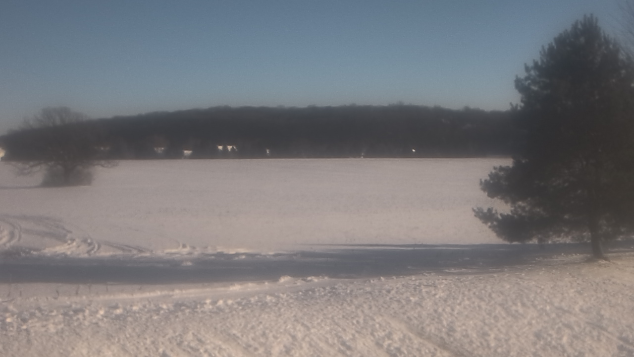 Thumbnail for current weather camera view from North Lake School District in Town of Merton, Wisconsin