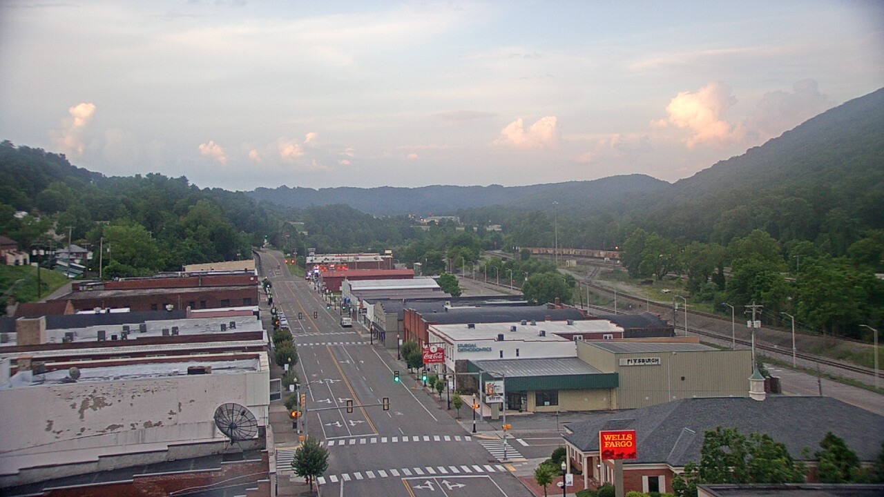 Thumbnail for current weather camera view from Hotel Norton in Norton, Virginia