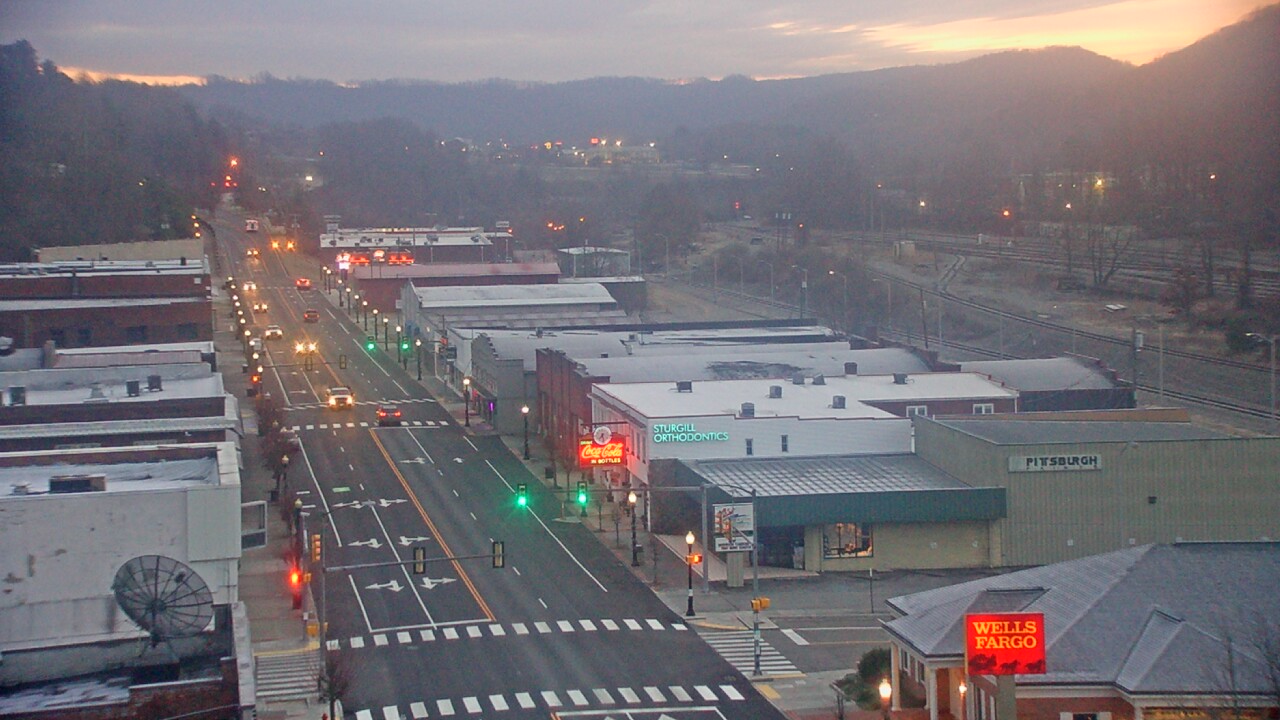 Thumbnail for current weather camera view from Hotel Norton in Norton, Virginia