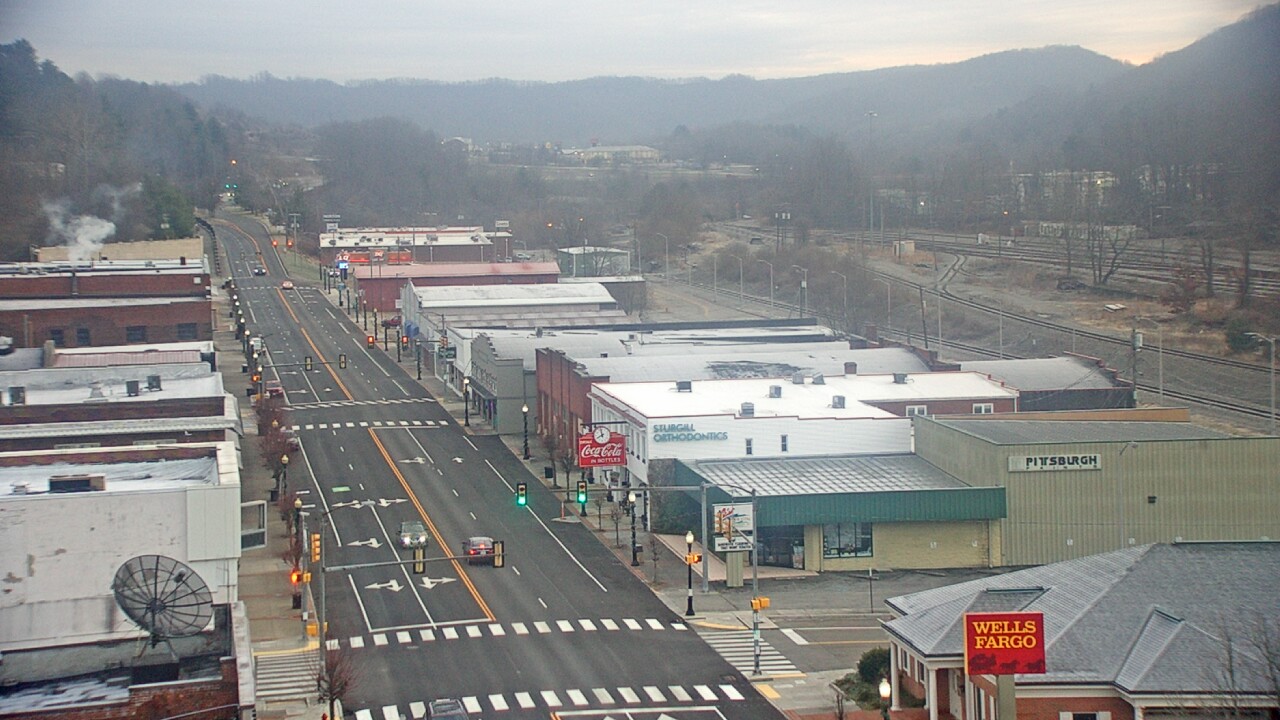 Thumbnail for current weather camera view from Hotel Norton in Norton, Virginia
