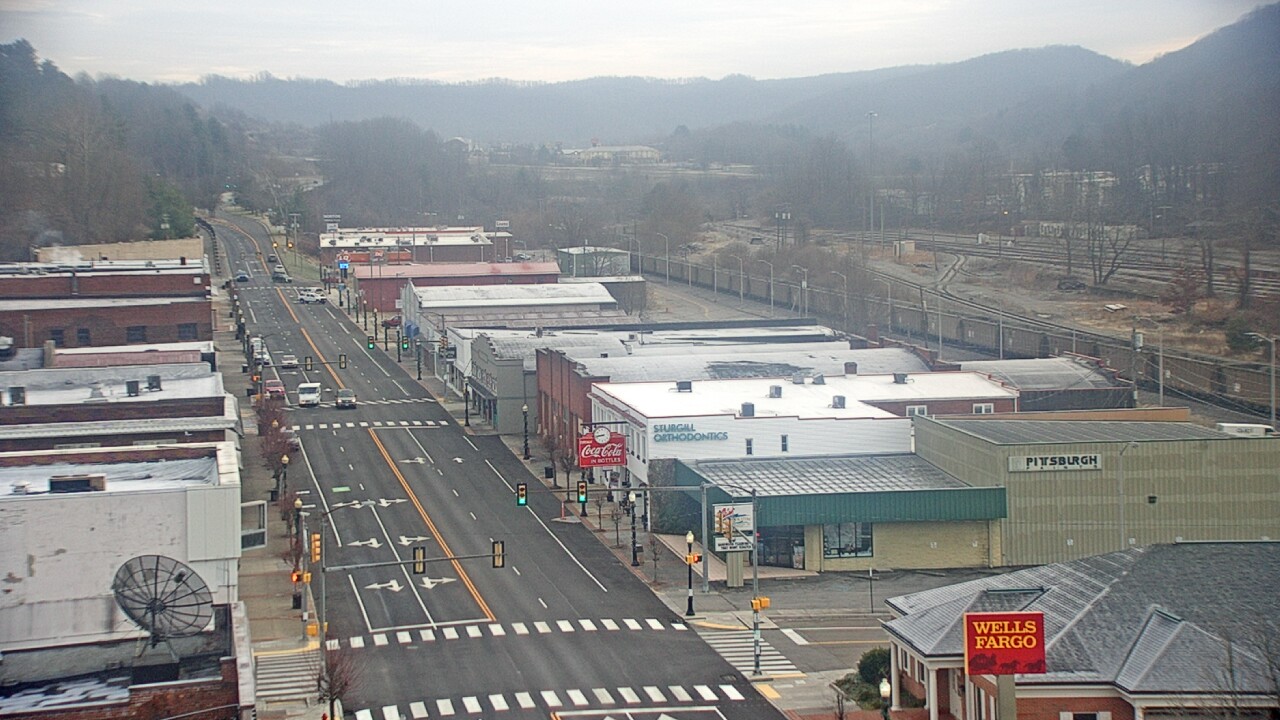 Thumbnail for current weather camera view from Hotel Norton in Norton, Virginia