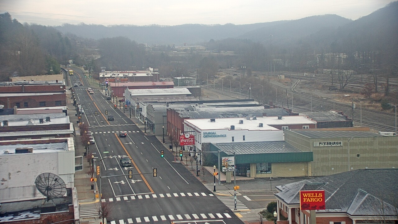 Thumbnail for current weather camera view from Hotel Norton in Norton, Virginia