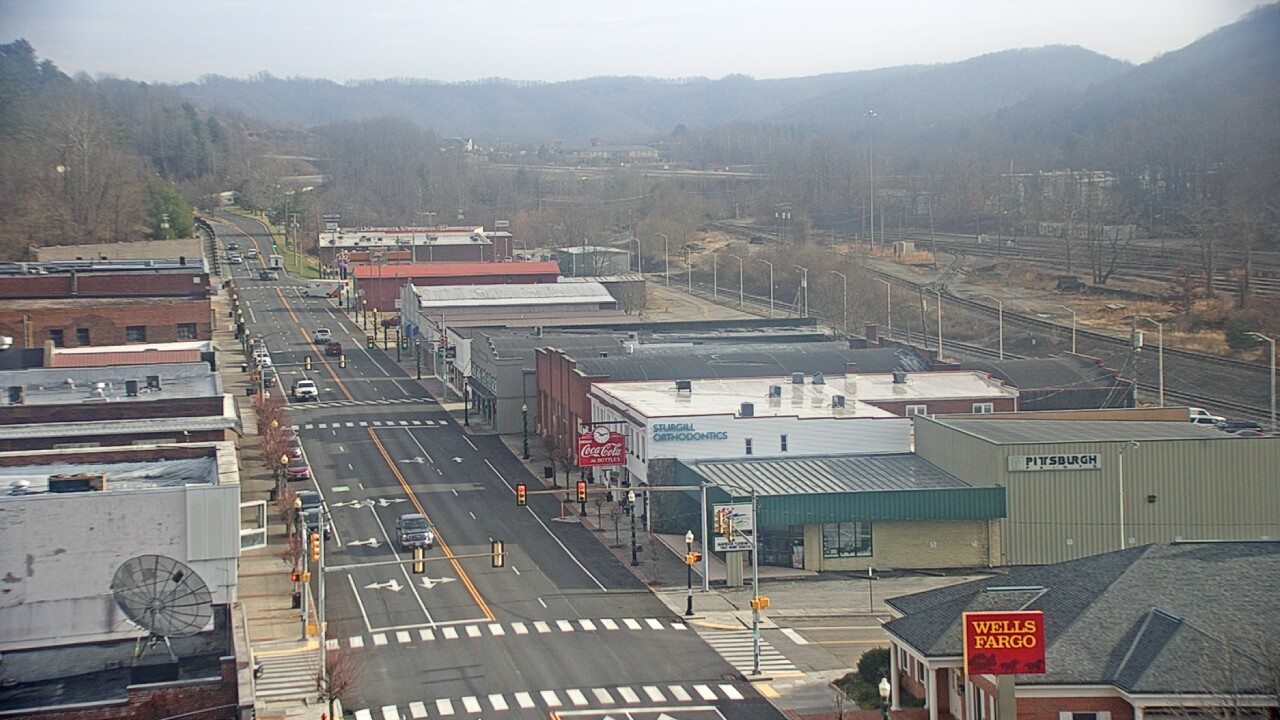 Thumbnail for current weather camera view from Hotel Norton in Norton, Virginia