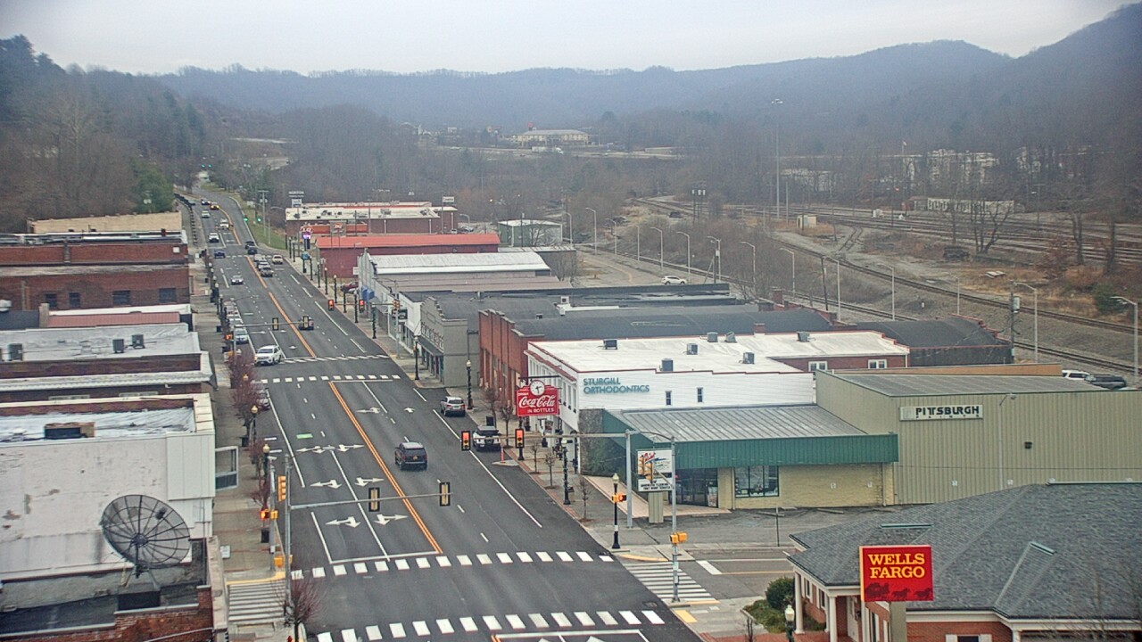 Thumbnail for current weather camera view from Hotel Norton in Norton, Virginia