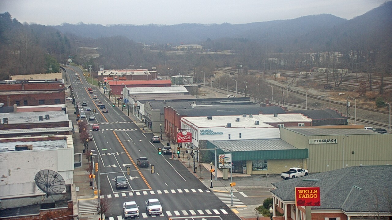 Thumbnail for current weather camera view from Hotel Norton in Norton, Virginia