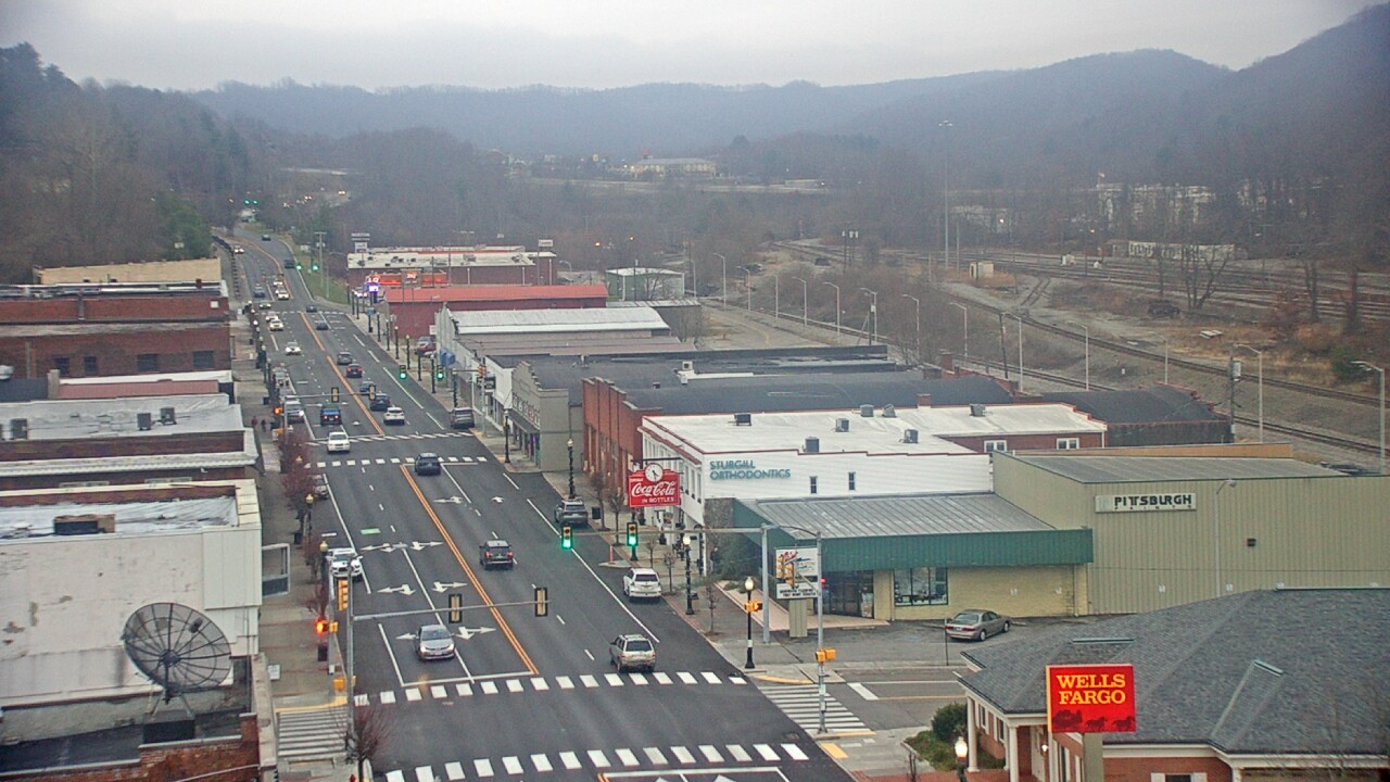 Thumbnail for current weather camera view from Hotel Norton in Norton, Virginia