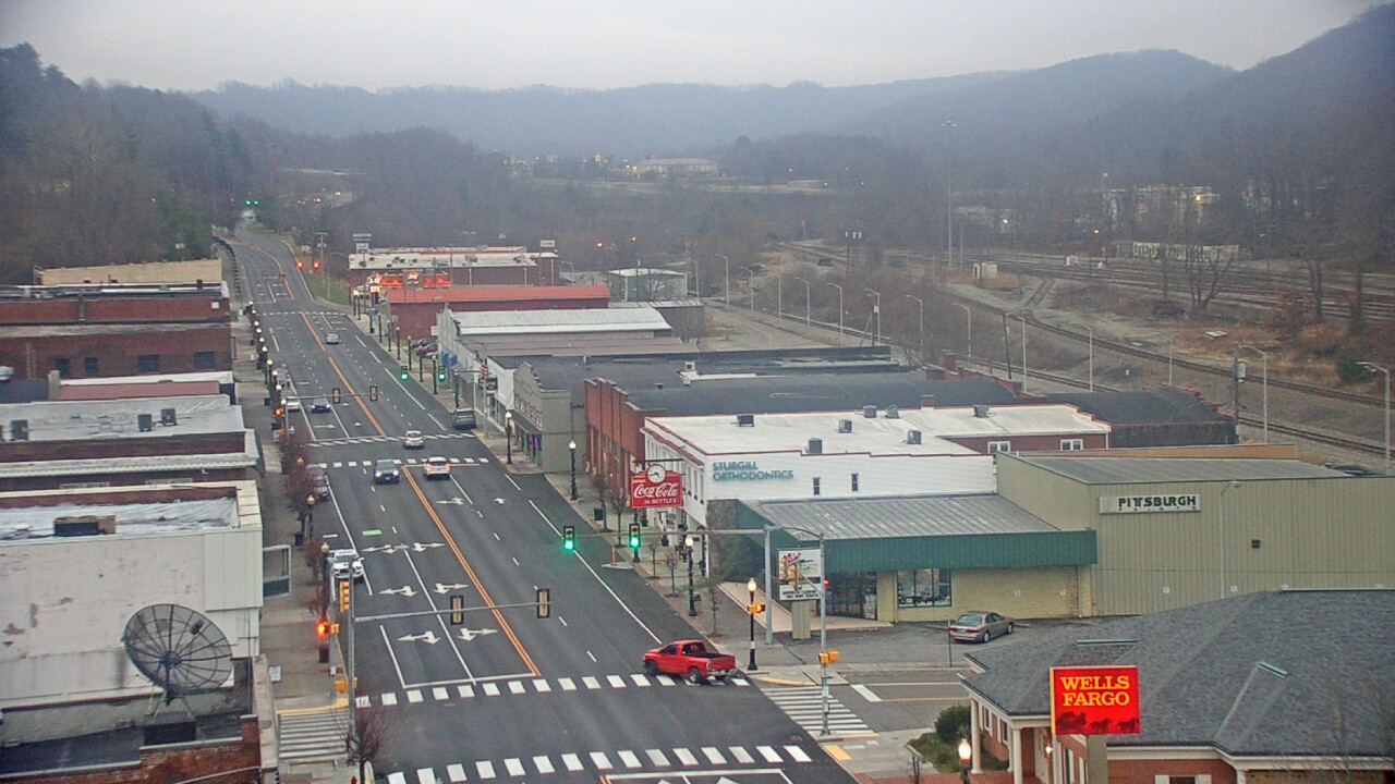 Thumbnail for current weather camera view from Hotel Norton in Norton, Virginia