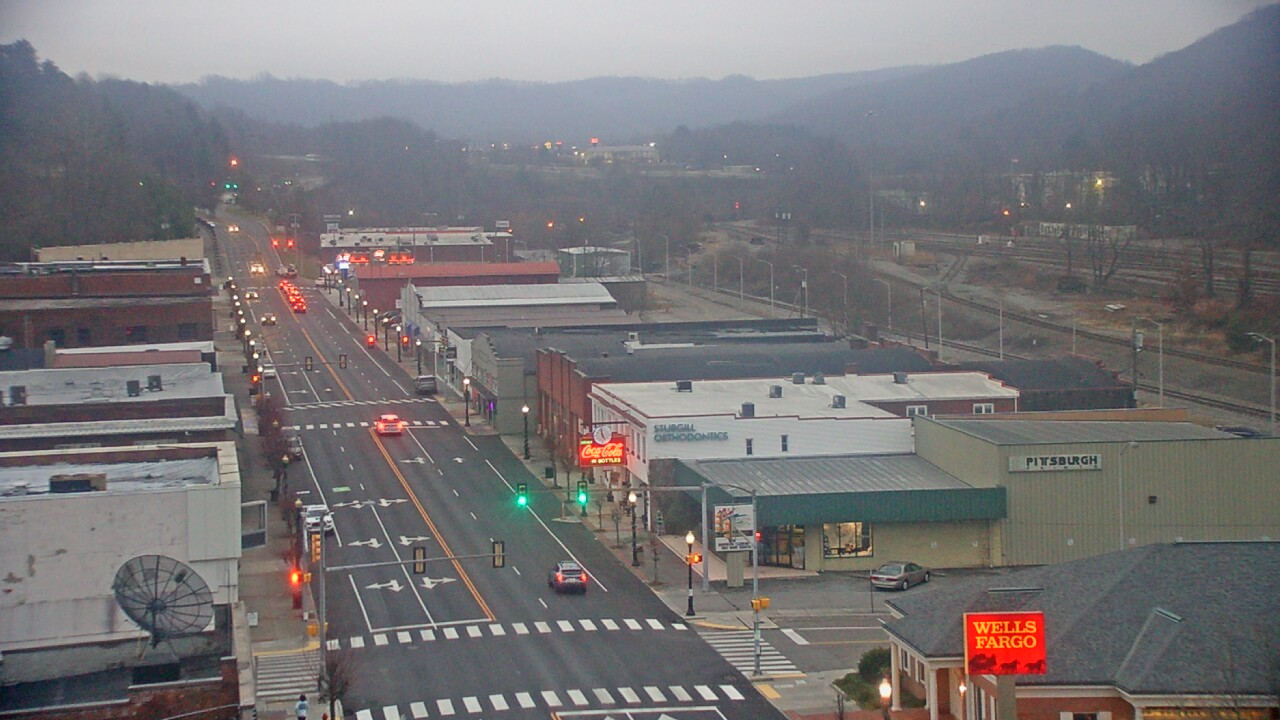 Thumbnail for current weather camera view from Hotel Norton in Norton, Virginia