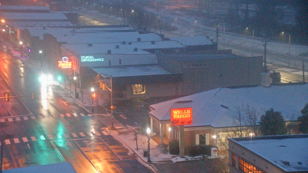 Thumbnail for current weather camera view from Hotel Norton in Norton, Virginia