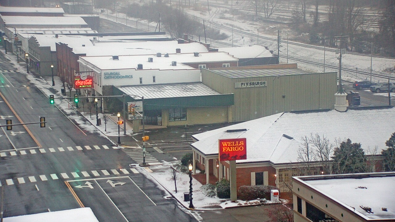 Thumbnail for current weather camera view from Hotel Norton in Norton, Virginia