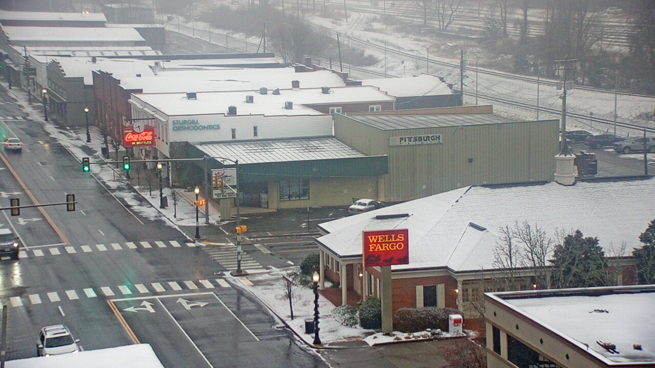 Thumbnail for current weather camera view from Hotel Norton in Norton, Virginia