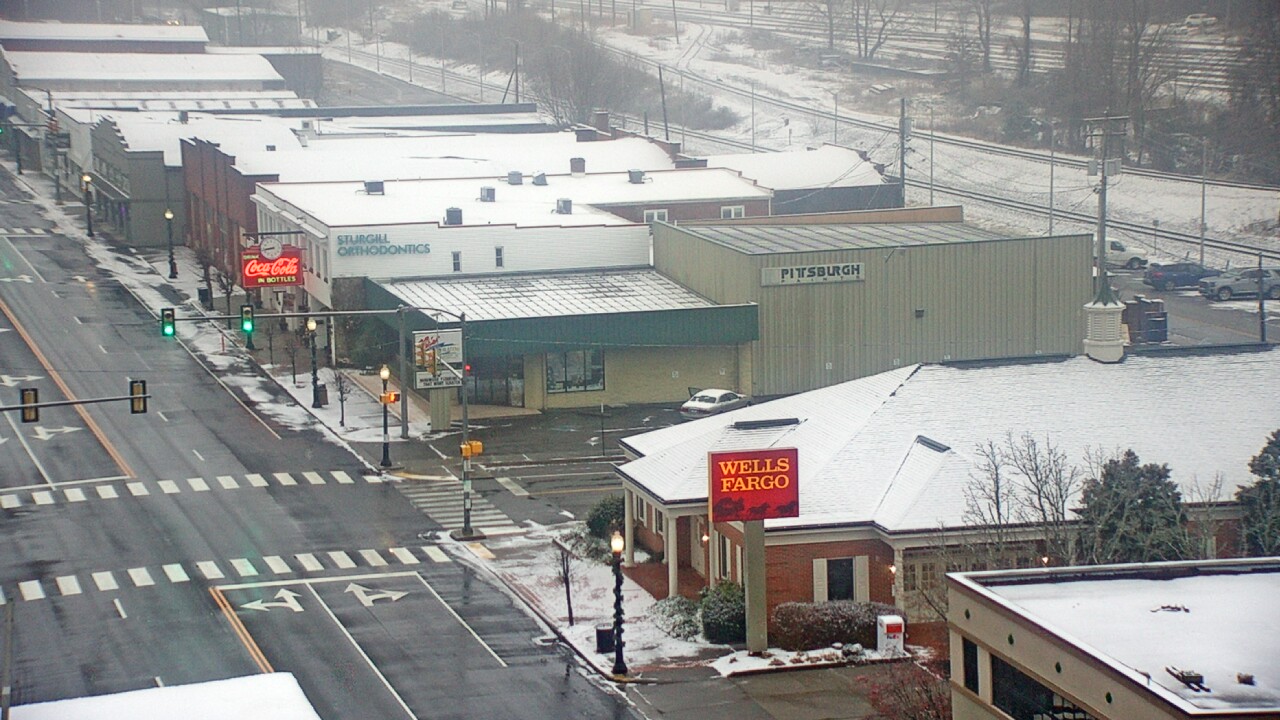 Thumbnail for current weather camera view from Hotel Norton in Norton, Virginia