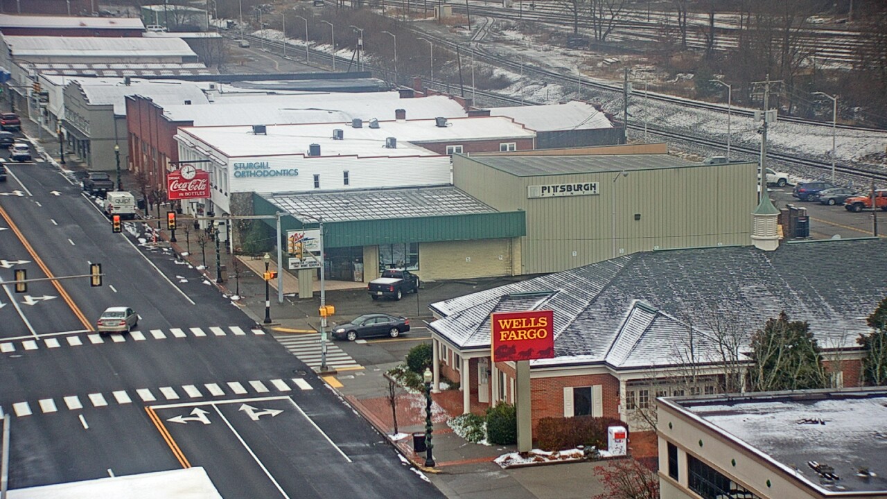 Thumbnail for current weather camera view from Hotel Norton in Norton, Virginia