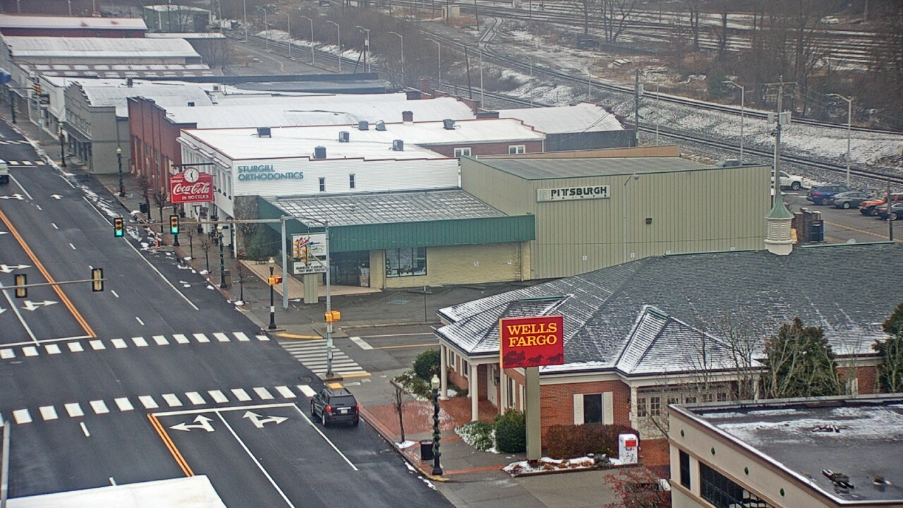 Thumbnail for current weather camera view from Hotel Norton in Norton, Virginia