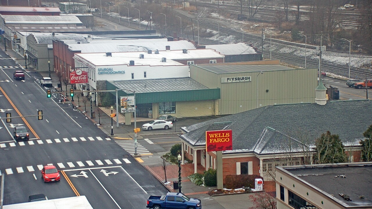 Thumbnail for current weather camera view from Hotel Norton in Norton, Virginia