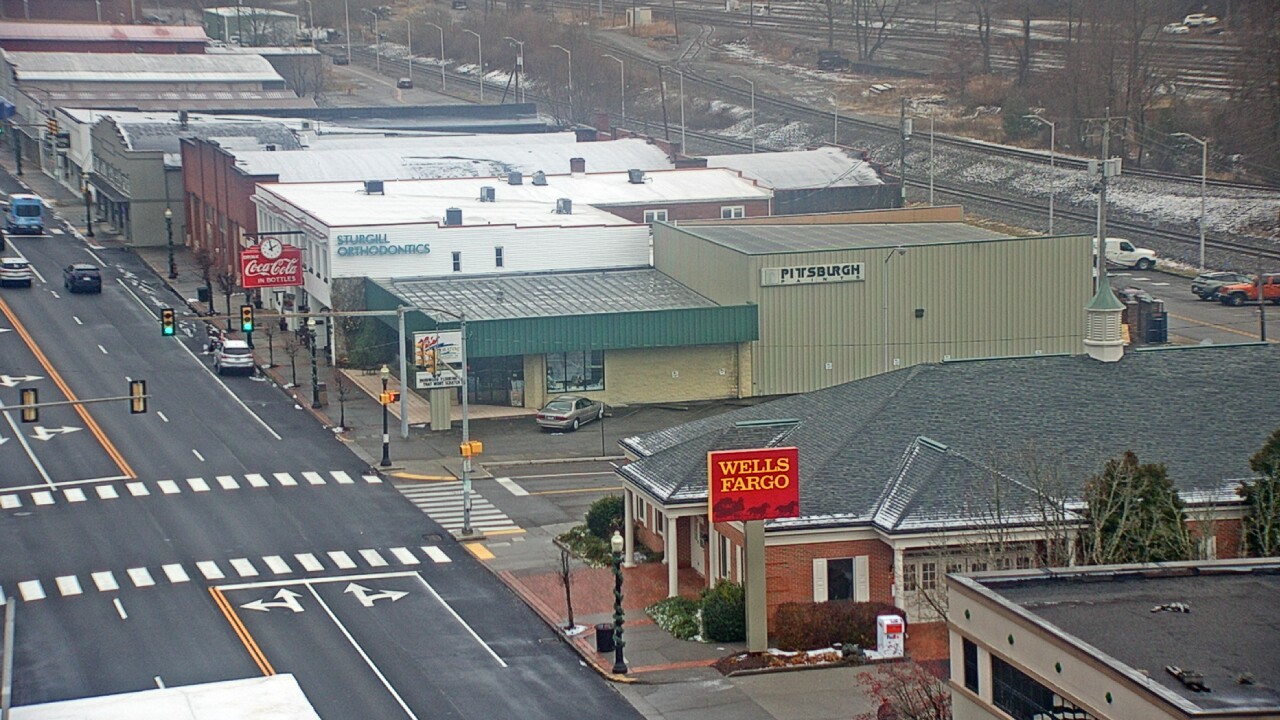 Thumbnail for current weather camera view from Hotel Norton in Norton, Virginia