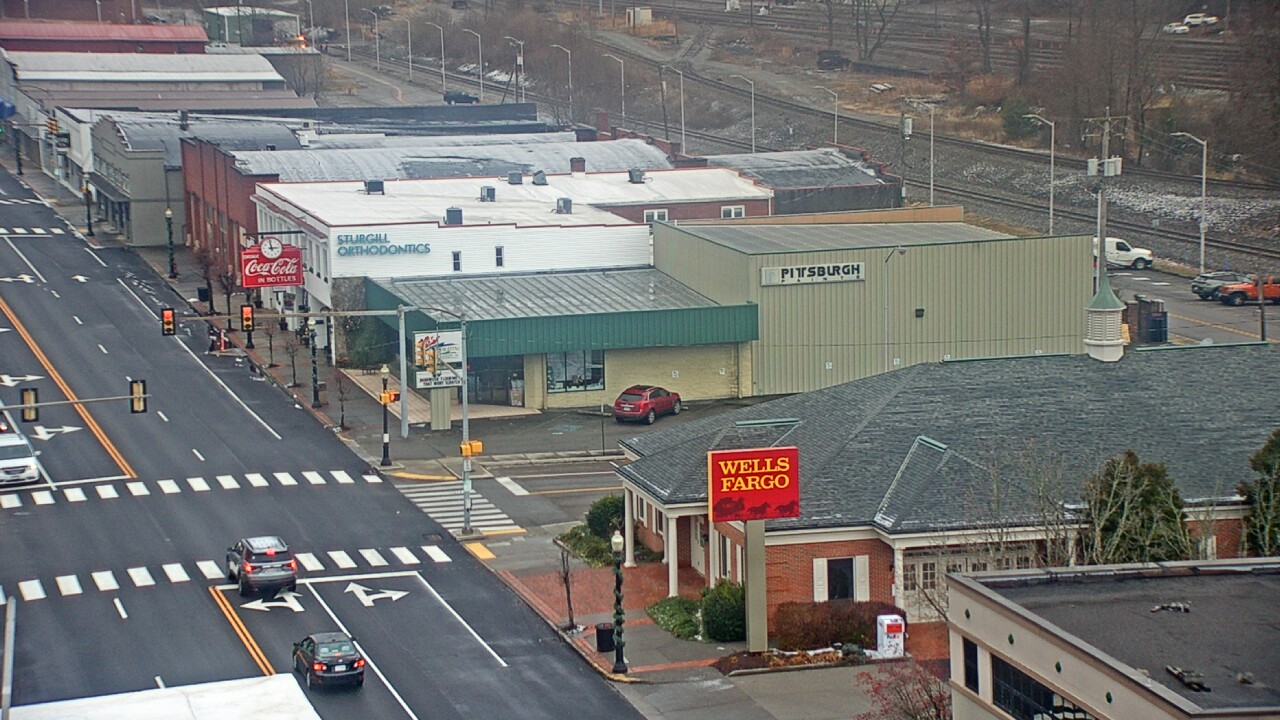 Thumbnail for current weather camera view from Hotel Norton in Norton, Virginia