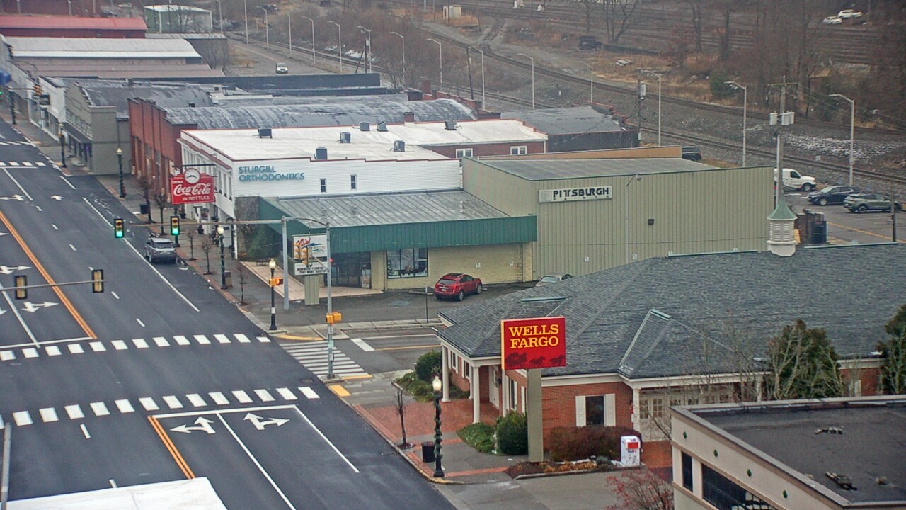 Thumbnail for current weather camera view from Hotel Norton in Norton, Virginia