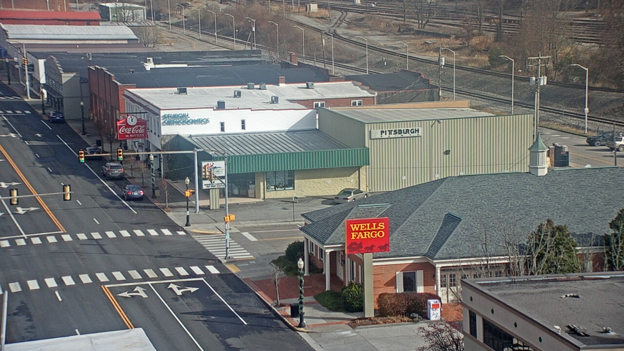 Thumbnail for current weather camera view from Hotel Norton in Norton, Virginia